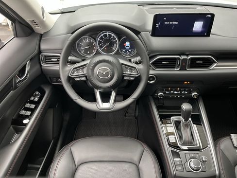 Used 2025 MAZDA CX-5 Carbon Edition image 13
