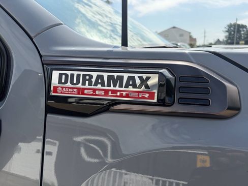 Used 2024 GMC Sierra 2500 AT4X AWD/4WD image 15