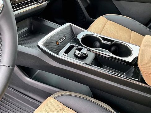 New 2026 Chevrolet Equinox ACTIV image 12