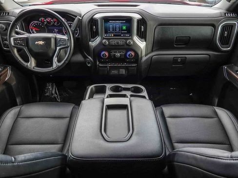 Used 2021 Chevrolet Silverado 1500 LT image 11