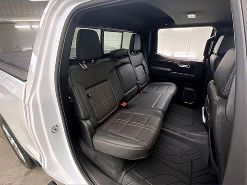 Used 2023 Chevrolet Silverado 1500 High Country w/ High Country Premium Package image 19