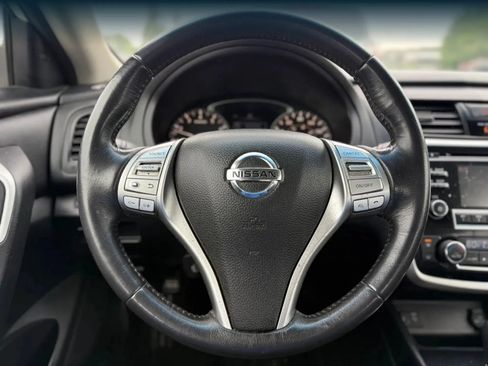 Used 2018 Nissan Altima 2.5 SV FWD image 24