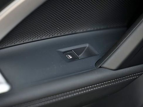 Used 2025 Audi Q5 Prestige image 23