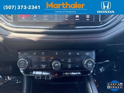 Used 2024 Dodge Durango GT image 25