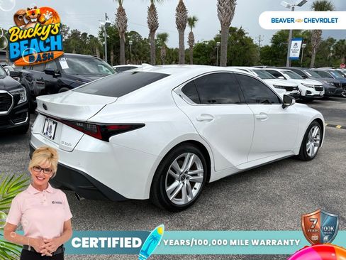 Used 2023 Lexus IS 300 w/ Comfort Package RWD image 7