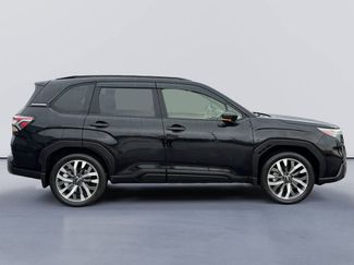 Certified 2025 Subaru Forester Touring AWD/4WD video 2