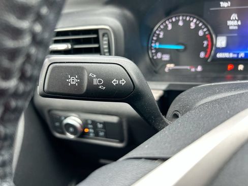 Used 2022 Ford Explorer Limited w/ Equipment Group 301A RWD image 20