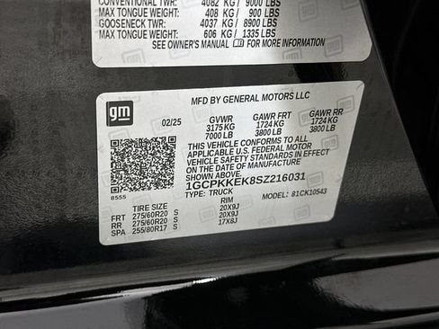 Used 2025 Chevrolet Silverado 1500 LT AWD/4WD image 35