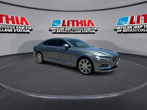 Used 2020 Volvo S90 T6 Inscription AWD/4WD image 2