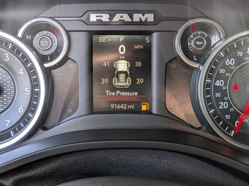 Used 2019 RAM 1500 Big Horn image 17