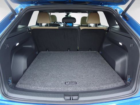 Used 2024 Volkswagen Atlas Cross Sport SE w/ Panoramic Sunroof Package AWD/4WD image 34