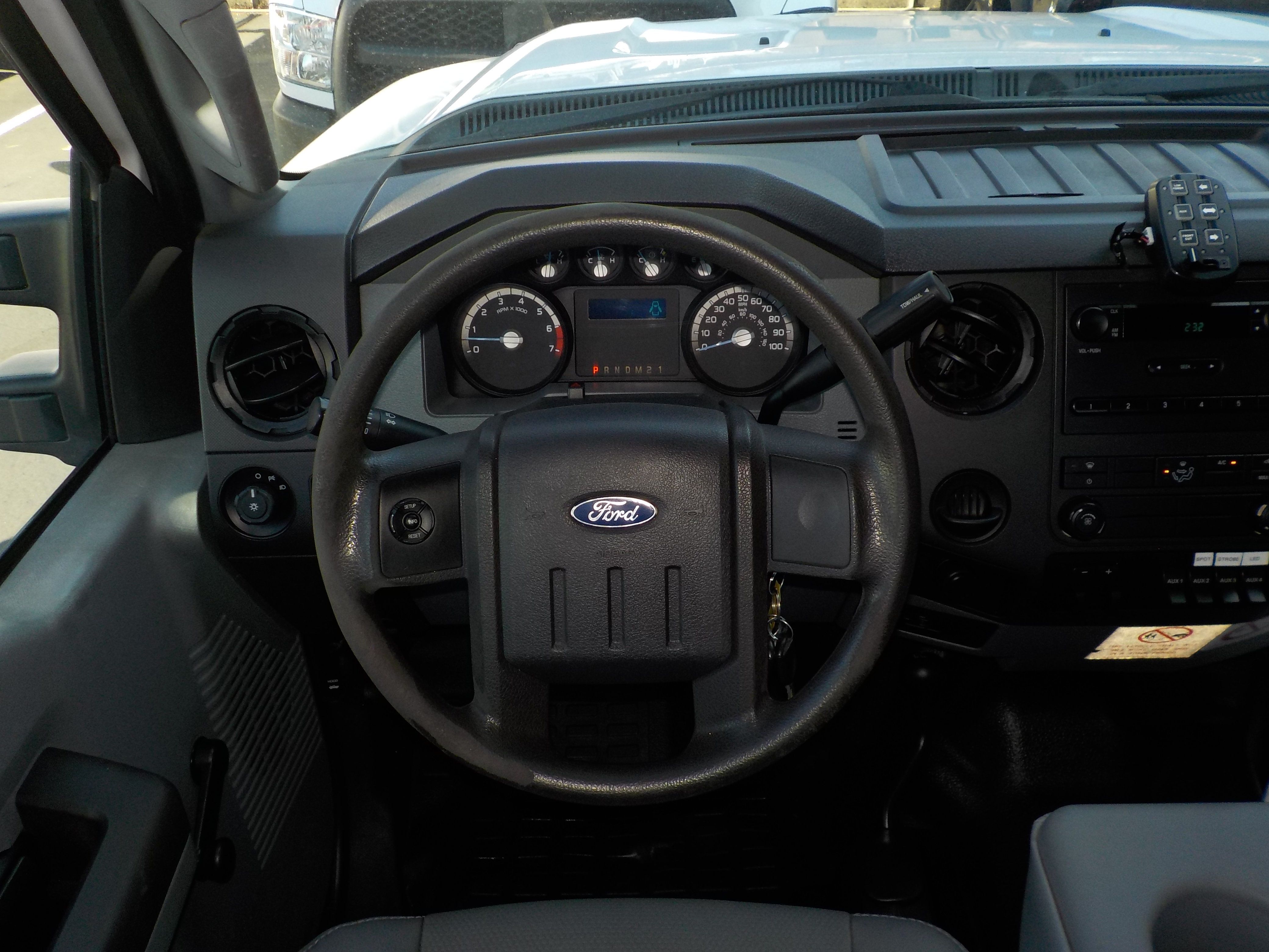Used 2012 Ford F250 XL w/ Camper Pkg AWD/4WD image 20