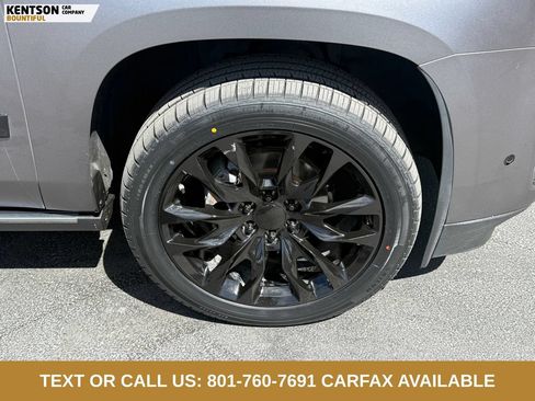Used 2018 Cadillac Escalade Platinum AWD/4WD image 14