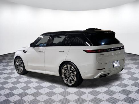 New 2026 Land Rover Range Rover Sport Dynamic SE AWD/4WD image 6