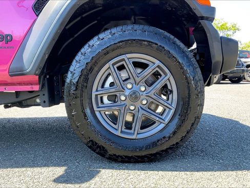 Certified 2024 Jeep Wrangler Unlimited Sport AWD/4WD image 10