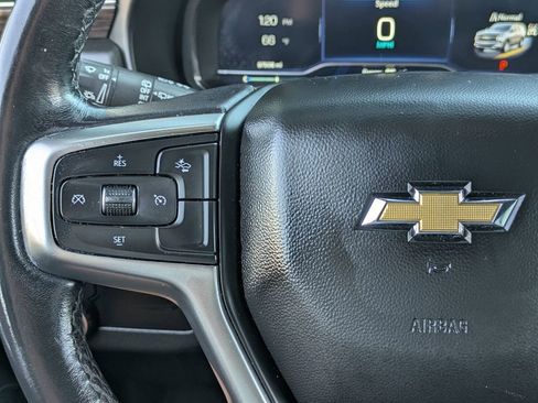 Used 2022 Chevrolet Suburban LT AWD/4WD image 19