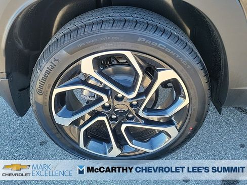 New 2026 Chevrolet Trax RS w/ Sunroof Package image 9