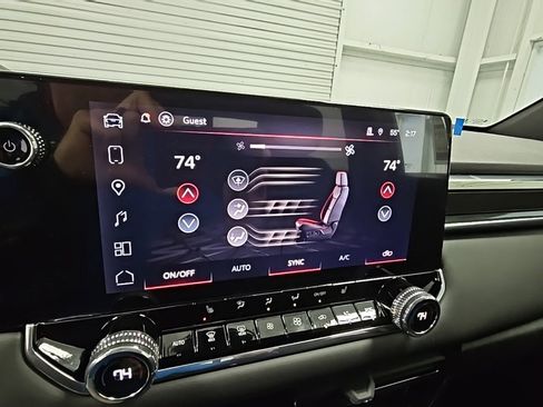 New 2026 GMC Canyon Elevation w/ Convenience Package image 14