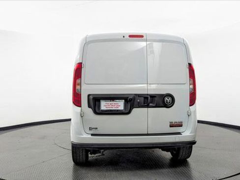 Used 2022 RAM ProMaster City TRADESMAN image 6