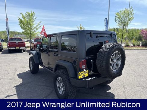 Used 2017 Jeep Wrangler Unlimited Rubicon w/ Cold Weather Group AWD/4WD image 8