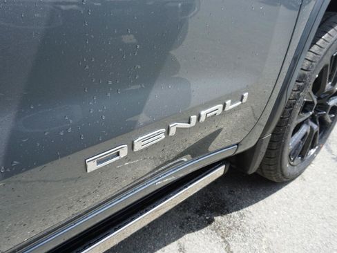Used 2020 GMC Sierra 1500 Denali w/ Denali Ultimate Package AWD/4WD image 6