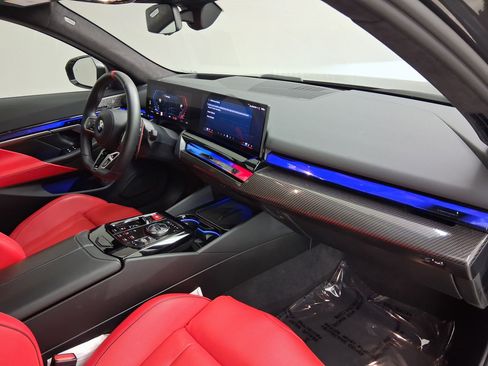 Used 2025 BMW M5 w/ Carbon Package image 35