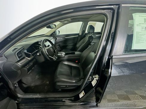 Used 2016 Honda Civic Touring image 13