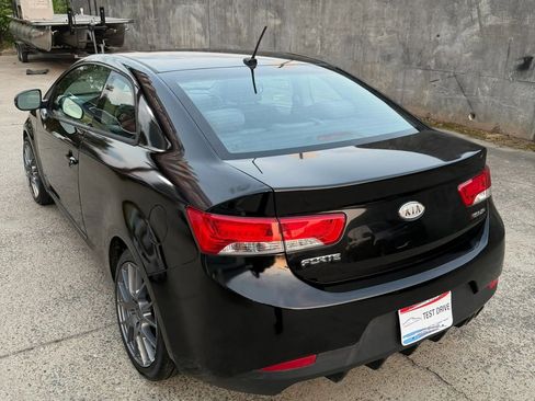 Used 2013 Kia Forte Koup SX w/ Leather Pkg FWD image 3