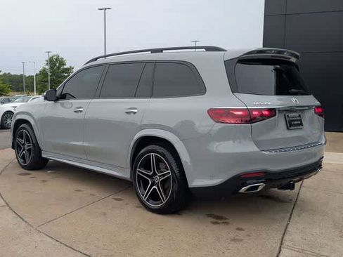 Used 2024 Mercedes-Benz GLS 450 4MATIC image 7