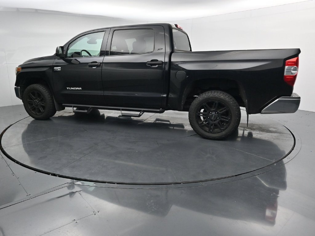 Used 2018 Toyota Tundra SR5 w/ SR5 Upgrade Package AWD/4WD image 5