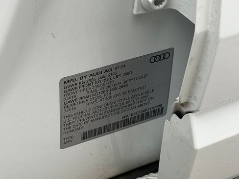 Used 2024 Audi Q3 2.0T Premium Plus AWD/4WD image 25