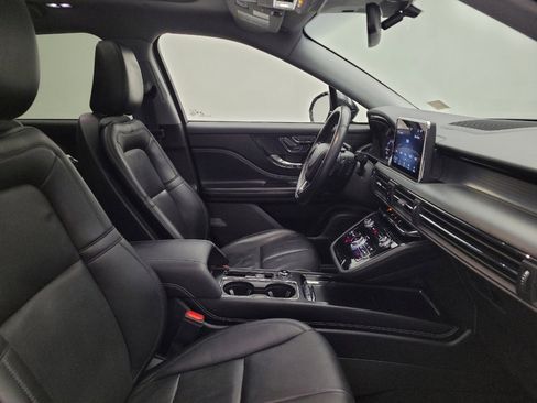 Used 2022 Lincoln Corsair AWD w/ Premium Package image 21