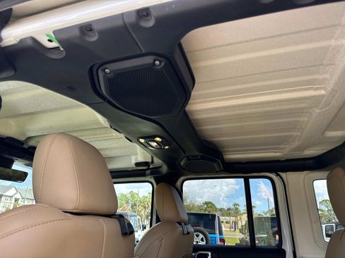 Used 2019 Jeep Wrangler Unlimited Sahara w/ Dual Top Group image 16