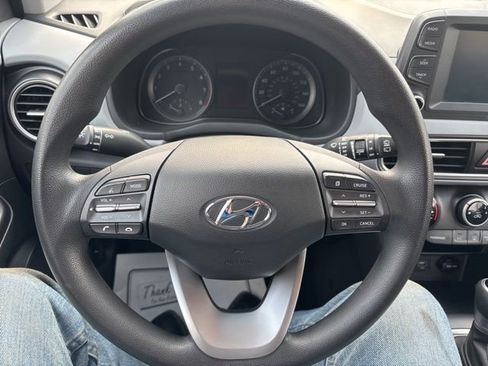 Used 2018 Hyundai Kona SE image 10