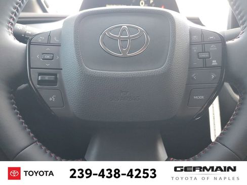 New 2026 Toyota Prius Plug-In Hybrid FWD image 22