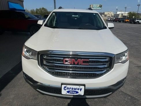 Used 2017 GMC Acadia SLT FWD image 3