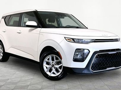 Used 2022 Kia Soul LX w/ Technology Package