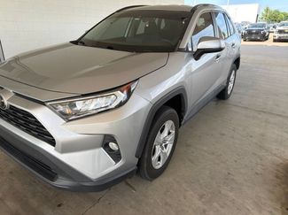 Used 2021 Toyota RAV4 XLE FWD video 3