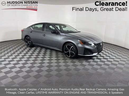 Used 2024 Nissan Altima 2.5 SR FWD image 1