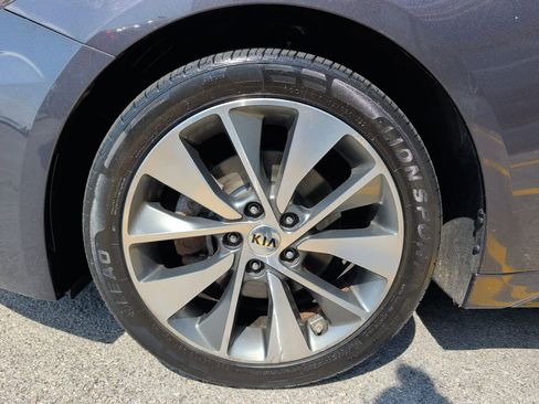 Used 2019 Kia Optima S FWD image 4