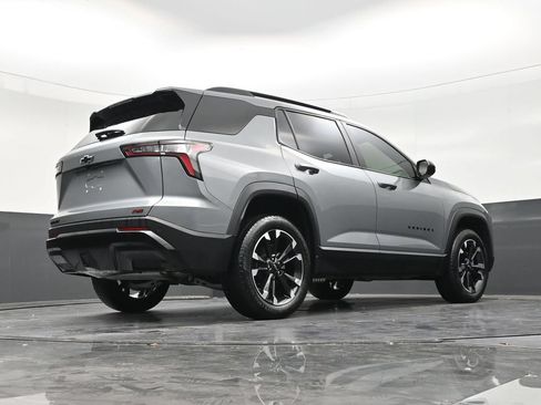 Used 2026 Chevrolet Equinox RS FWD image 24