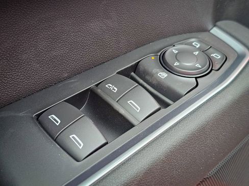 New 2026 GMC Sierra 1500 Elevation image 11