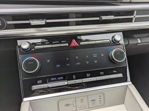 New 2026 Hyundai Santa Fe SEL FWD image 18