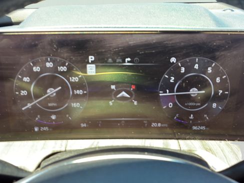 Used 2023 Kia Telluride AWD image 34