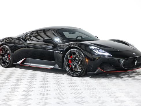 Used 2022 Maserati MC20 Coupe RWD image 4