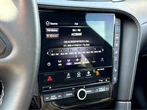 Used 2024 INFINITI QX50 Sport image 9