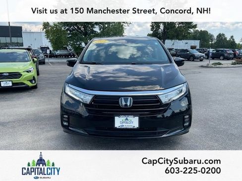 Used 2023 Honda Odyssey Touring image 2