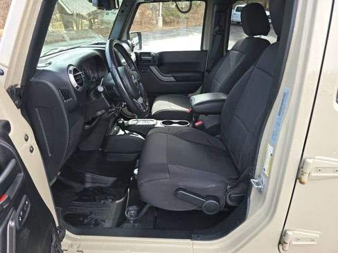 Used 2017 Jeep Wrangler Unlimited Sport w/ Quick Order Package 24S image 4