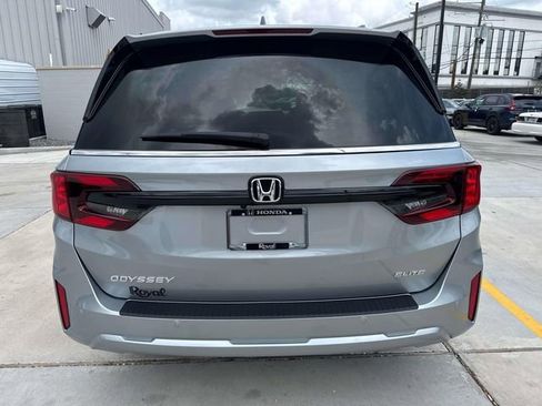 New 2026 Honda Odyssey Elite image 5