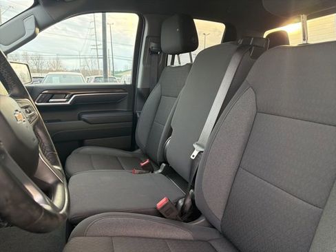Used 2025 Chevrolet Silverado 1500 LT AWD/4WD image 44